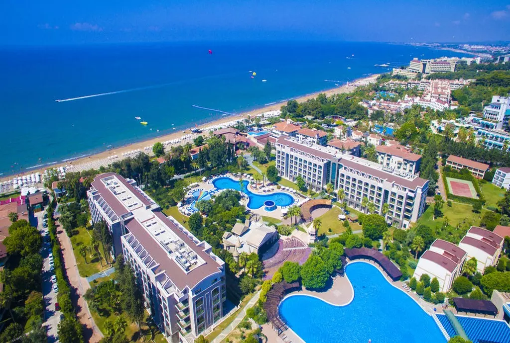 horus paradise antalya_shabavizparvaz_01.jpg